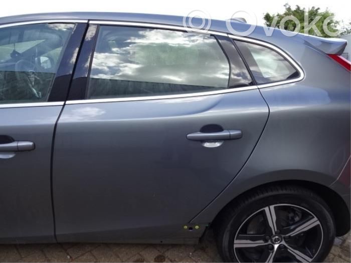 Volvo V40 Galinės durys 
