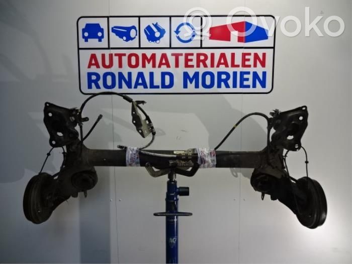 Opel Corsa E Galinis tiltas 