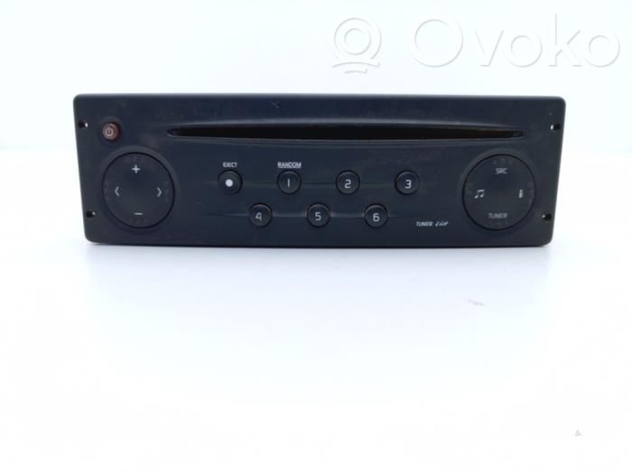 Renault Master II Unitate principală radio/CD/DVD/GPS 