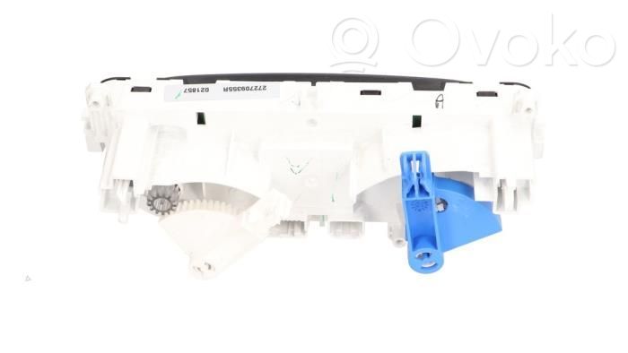 Renault Clio IV Climate control unit 