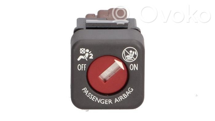 Peugeot 108 Interruptor de encendido/apagado del airbag de pasajero 