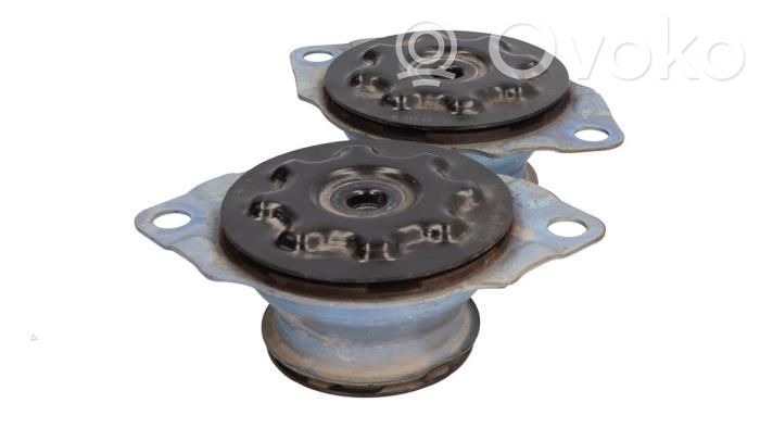 Engine mount bracket   LJ936F012B
