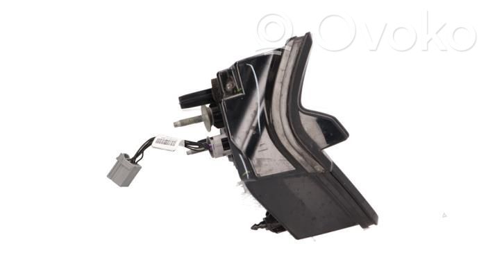 Takavalot   LJ8B13A603AC