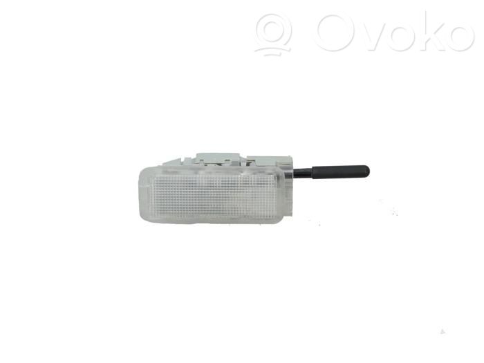 Peugeot 2008 I Front seat light 
