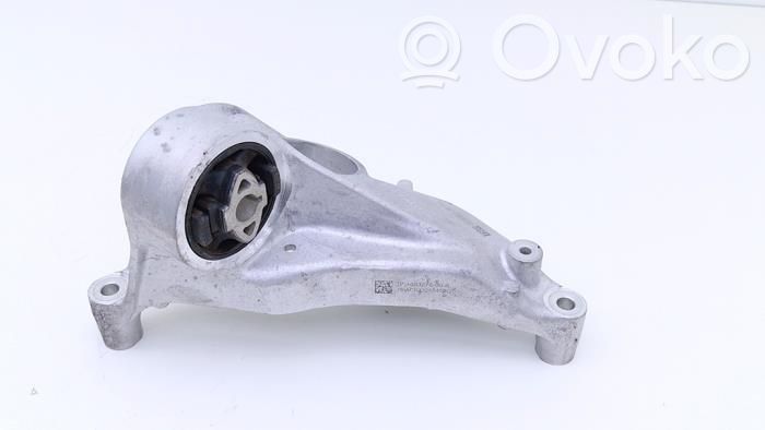 Tesla Model Y Engine mount bracket 