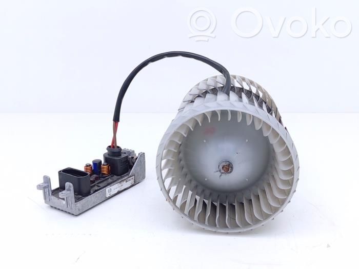 Mazā radiatora ventilators   4E0959101A