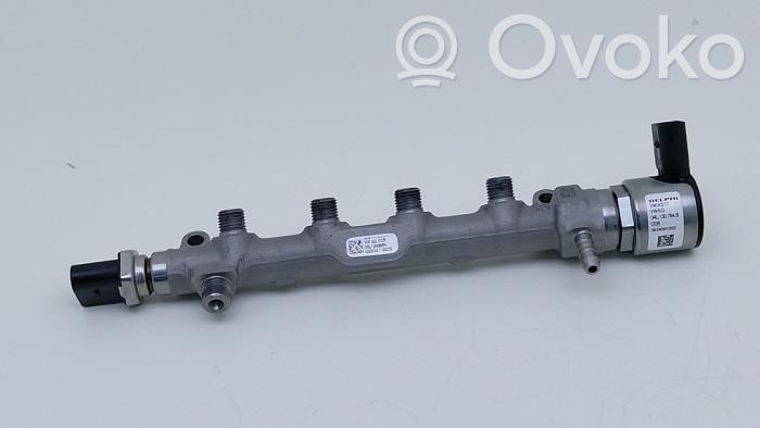 Distribuidor de combustible   04L130764B