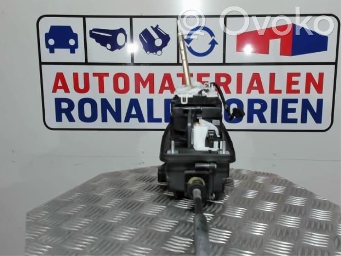 Audi A5 8T 8F Articulación de cambio de velocidades 