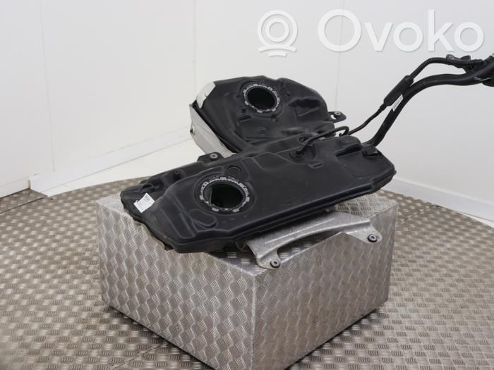 Audi RS6 C7 Serbatoio del carburante 