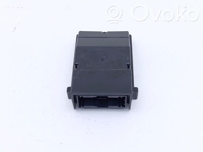 Volvo EX30 Antenna control unit 