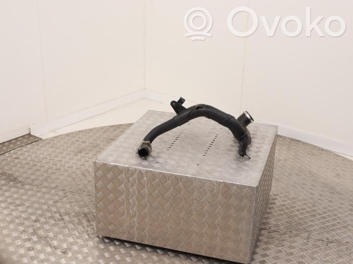 Audi Q3 8U Tubo flessibile intercooler 