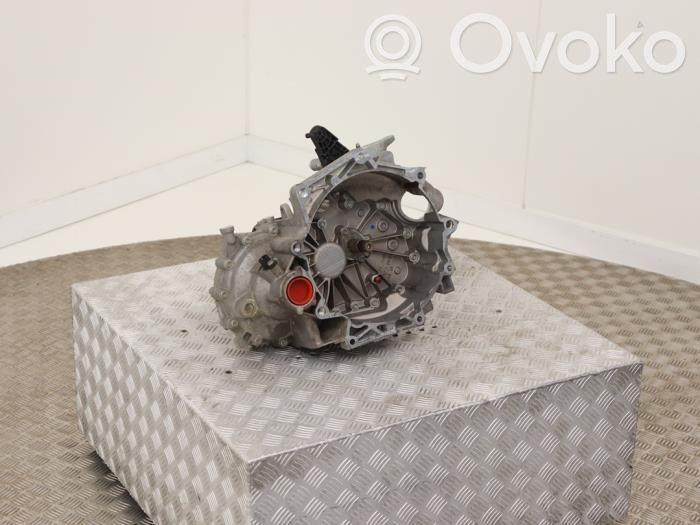 Volkswagen Polo VI Scatola del cambio manuale a 5 velocità 