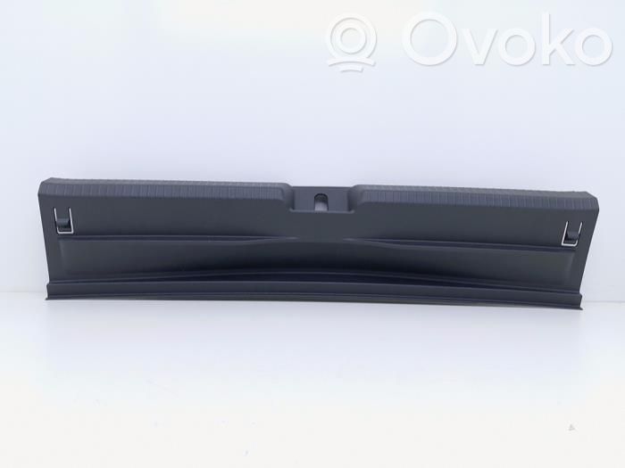 Volkswagen Golf VIII Protection de seuil de coffre