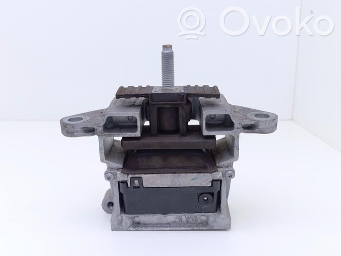 Jaguar E-Pace Engine mount bracket 