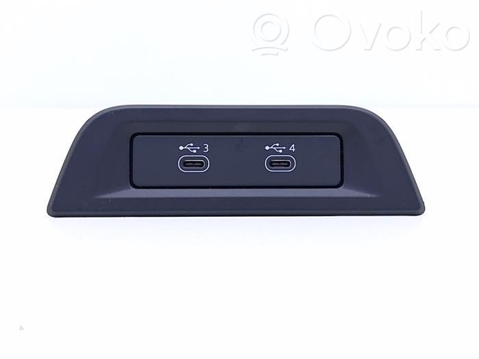 Audi E-tron GT USB socket connector 