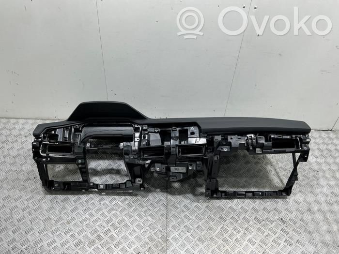 Volkswagen Golf VIII Deska rozdzielcza 