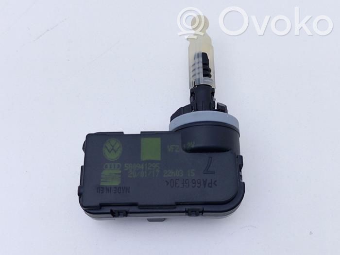 Volkswagen Golf VII Motor reglare nivel far 