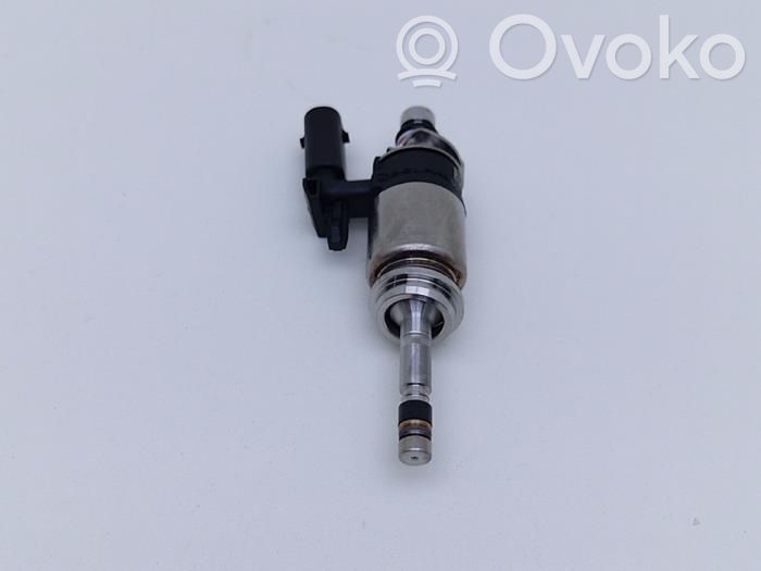 Volkswagen Golf VII Injector combustibil 