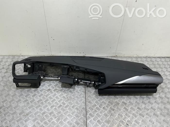 Opel Astra L Panel de instrumentos 