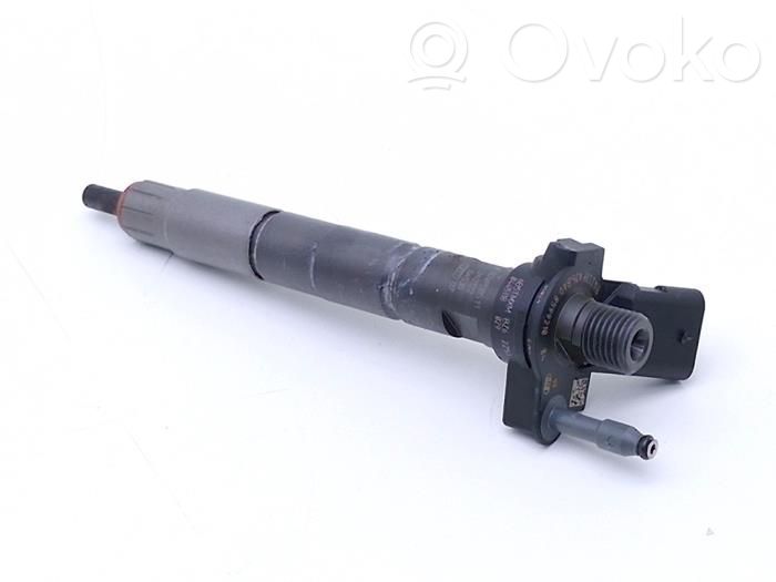 BMW 8 G16 Inyector de combustible 