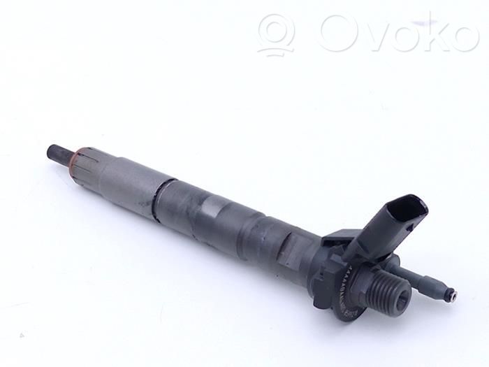 BMW 8 G16 Inyector de combustible 