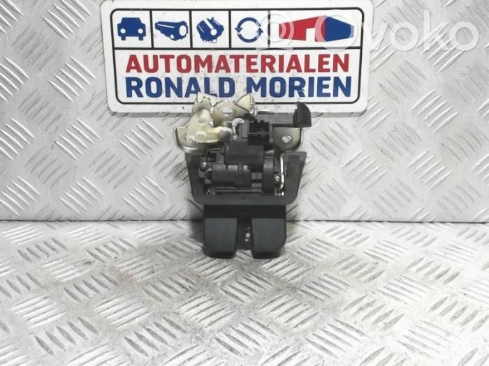 Audi A4 S4 B8 8K Încuietoare portbagaj 
