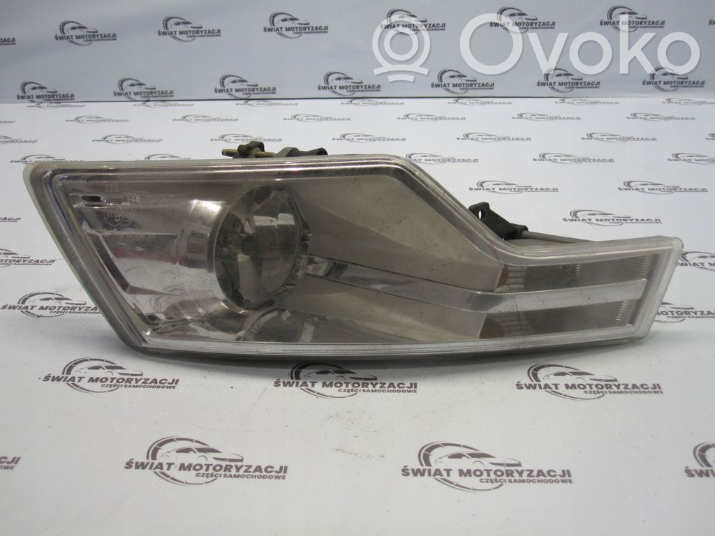 Citroen C5 Miglas lukturis priekšā 