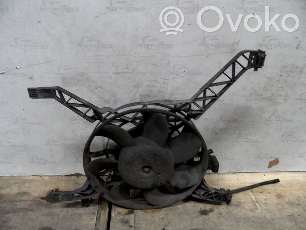 Ford Fiesta Ventilator electric răcire radiator 