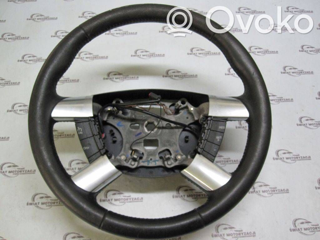 Ford Kuga I Stūre 