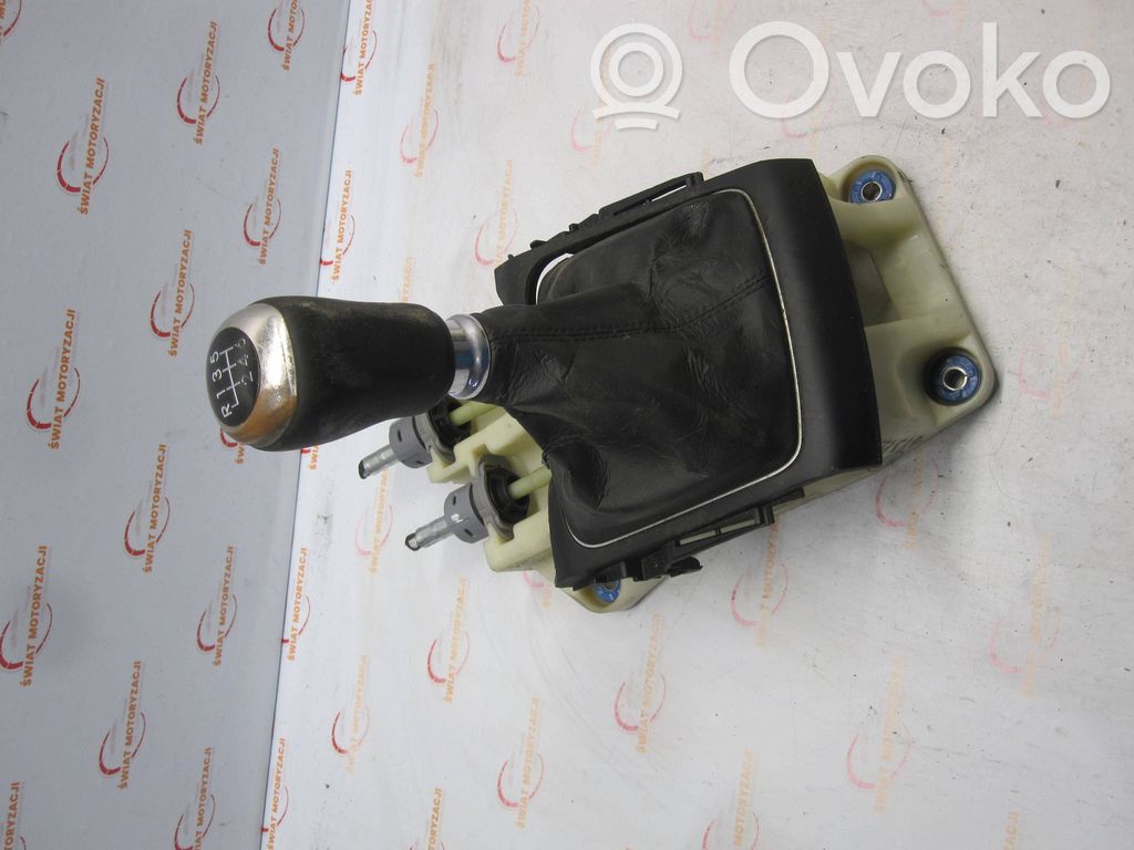 Hyundai i30 Gear shift rod 