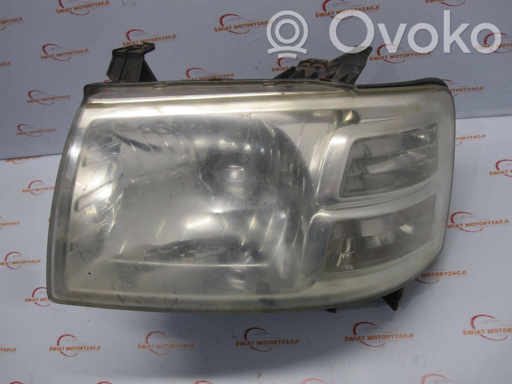Phare frontale   UR8751040
