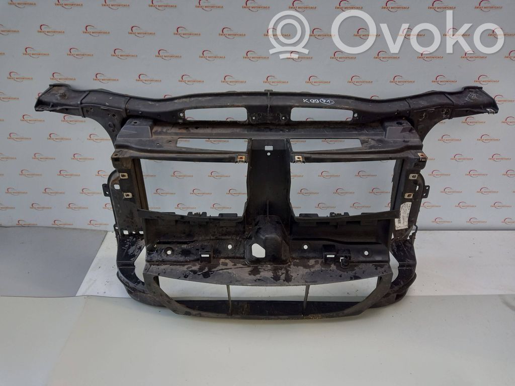 BMW 3 E90 E91 Radiatoru panelis 