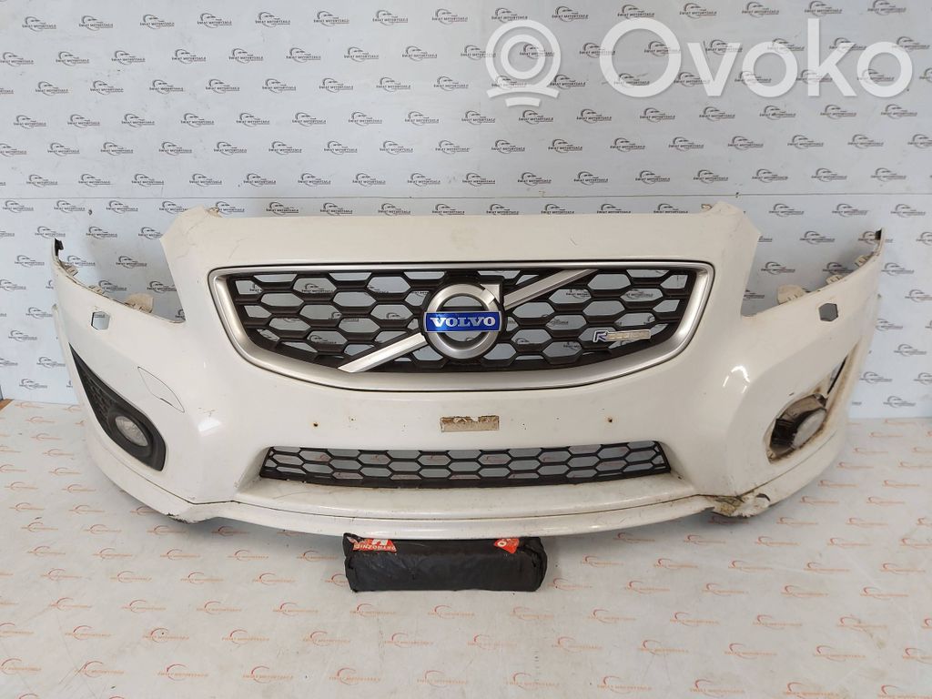 Volvo C30 Front bumper 