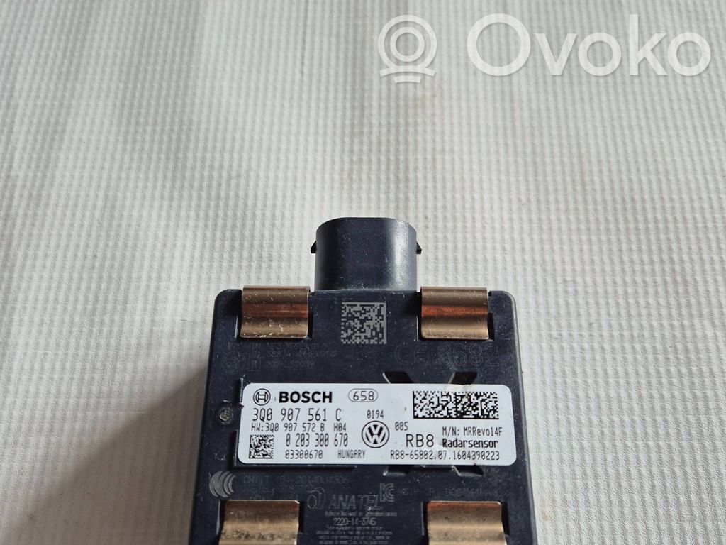 Volkswagen PASSAT B8 Radar / Czujnik Distronic 