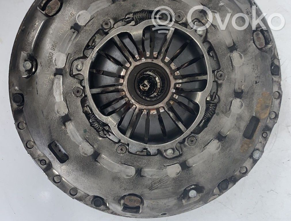 Volkswagen Crafter Sankabos komplektas 