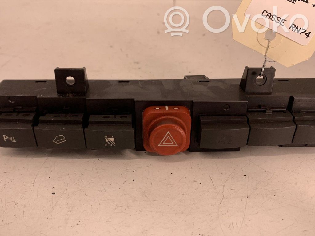 Opel Antara Hazard light switch 