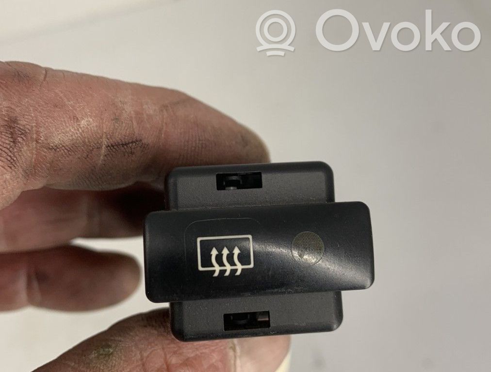 Citroen Xsara Windscreen/window heater switch 
