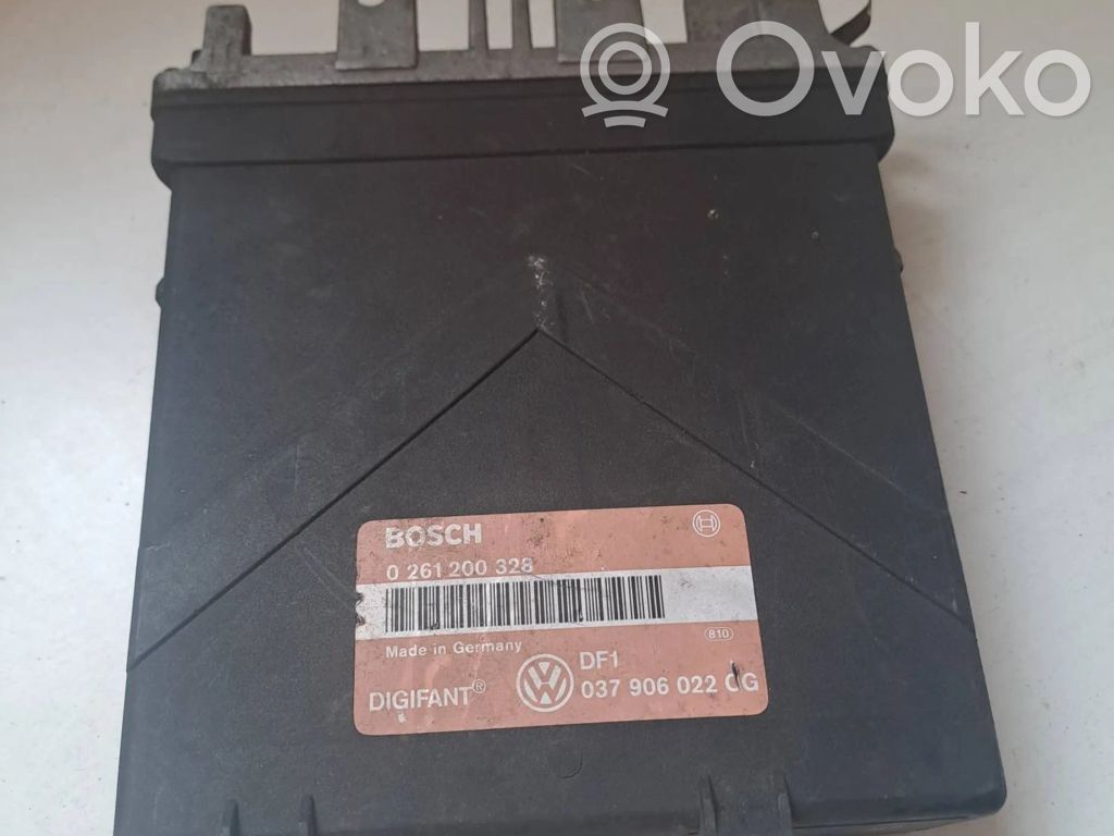 Audi 80 90 S2 B4 Engine control unit/module 