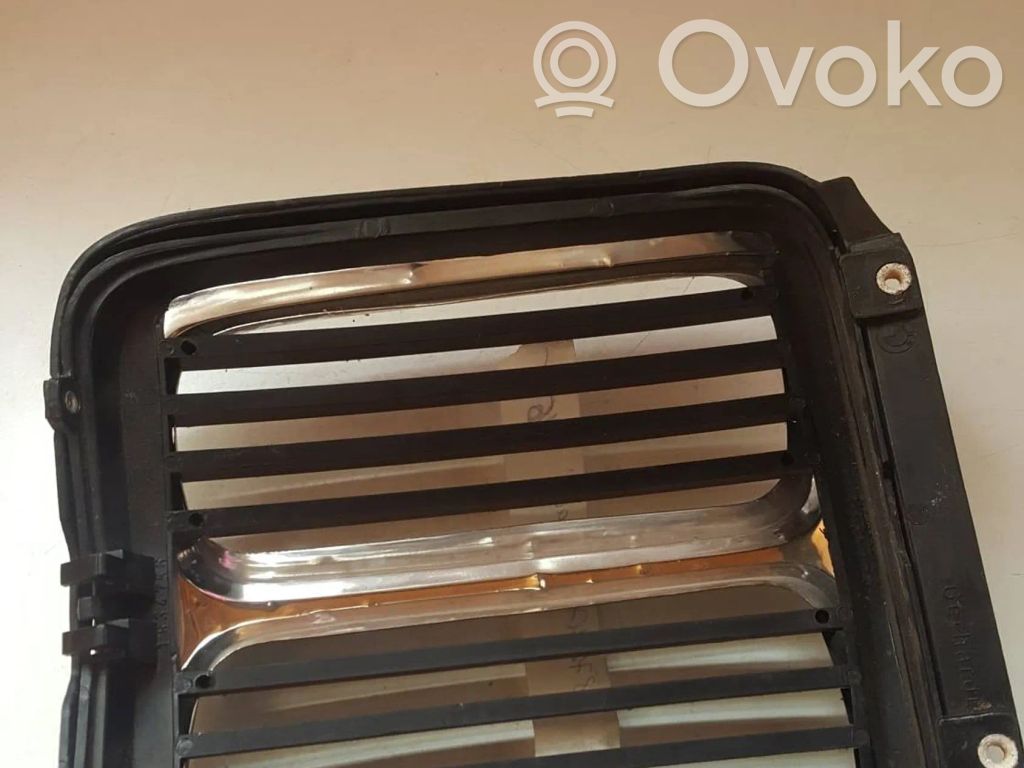 BMW 3 E21 Atrapa chłodnicy / Grill 