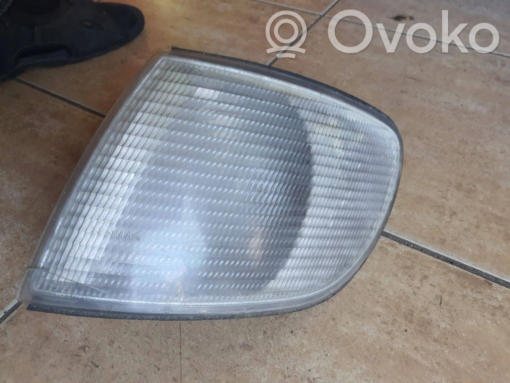 Front indicator light   01455
