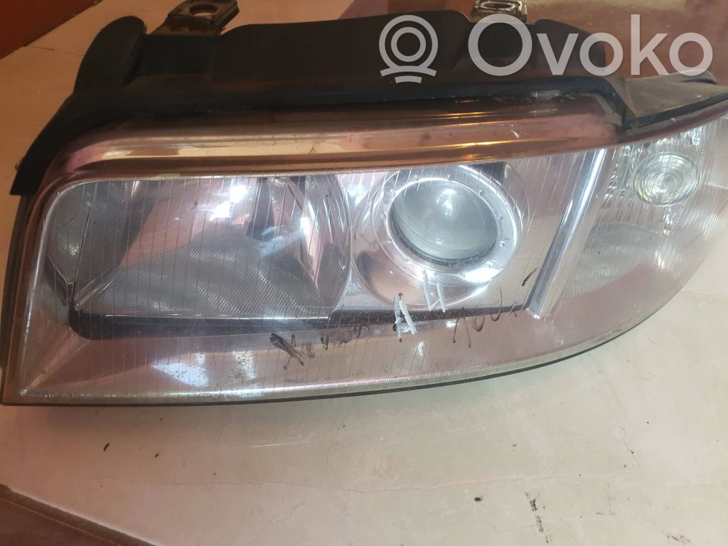 Audi A4 S4 B6 8E 8H Scheinwerfer 