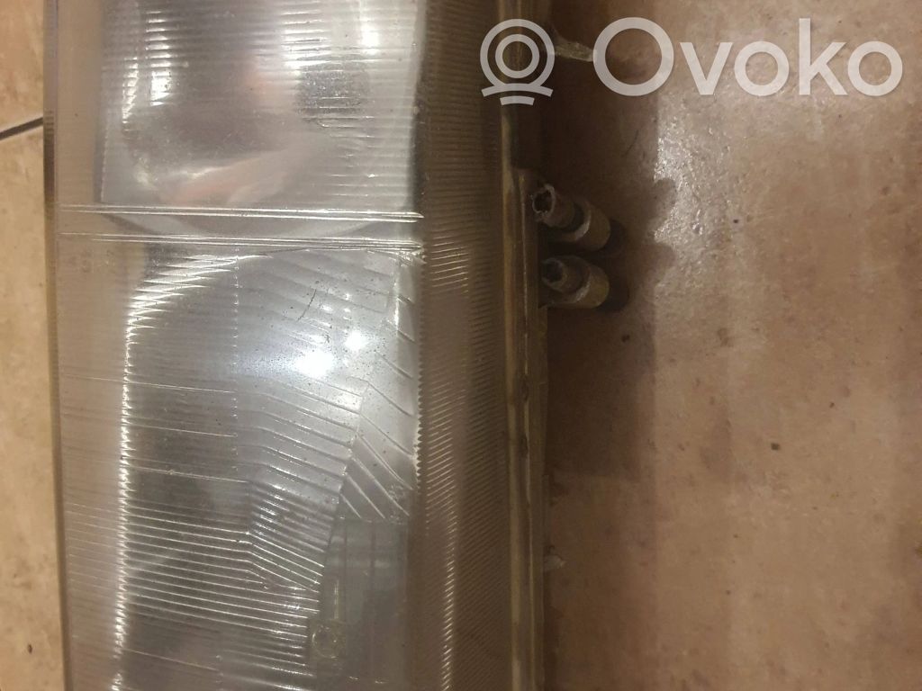 Headlight/headlamp   E220
