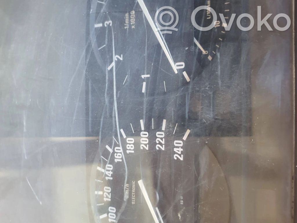 BMW 5 E34 Speedometer (instrument cluster) 