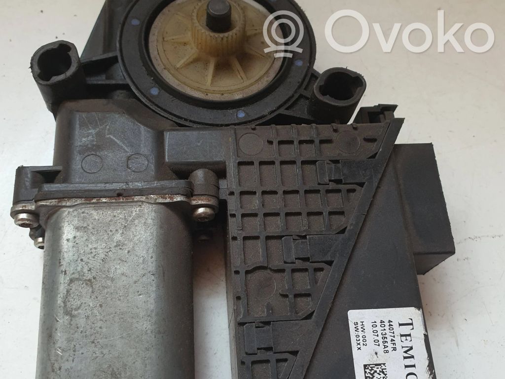 Volkswagen Polo Silniczek podnoszenia szyby drzwi tylnych 