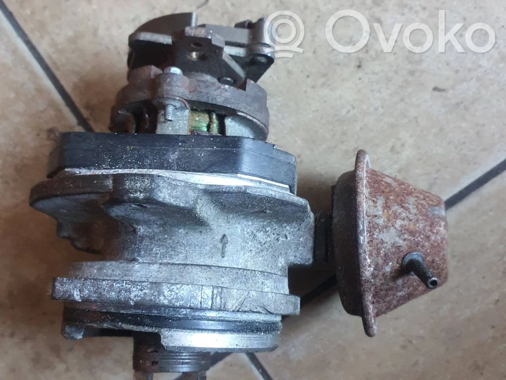 Opel Corsa A Spark distributor 