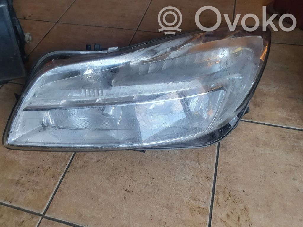 Opel Insignia A Phare frontale 