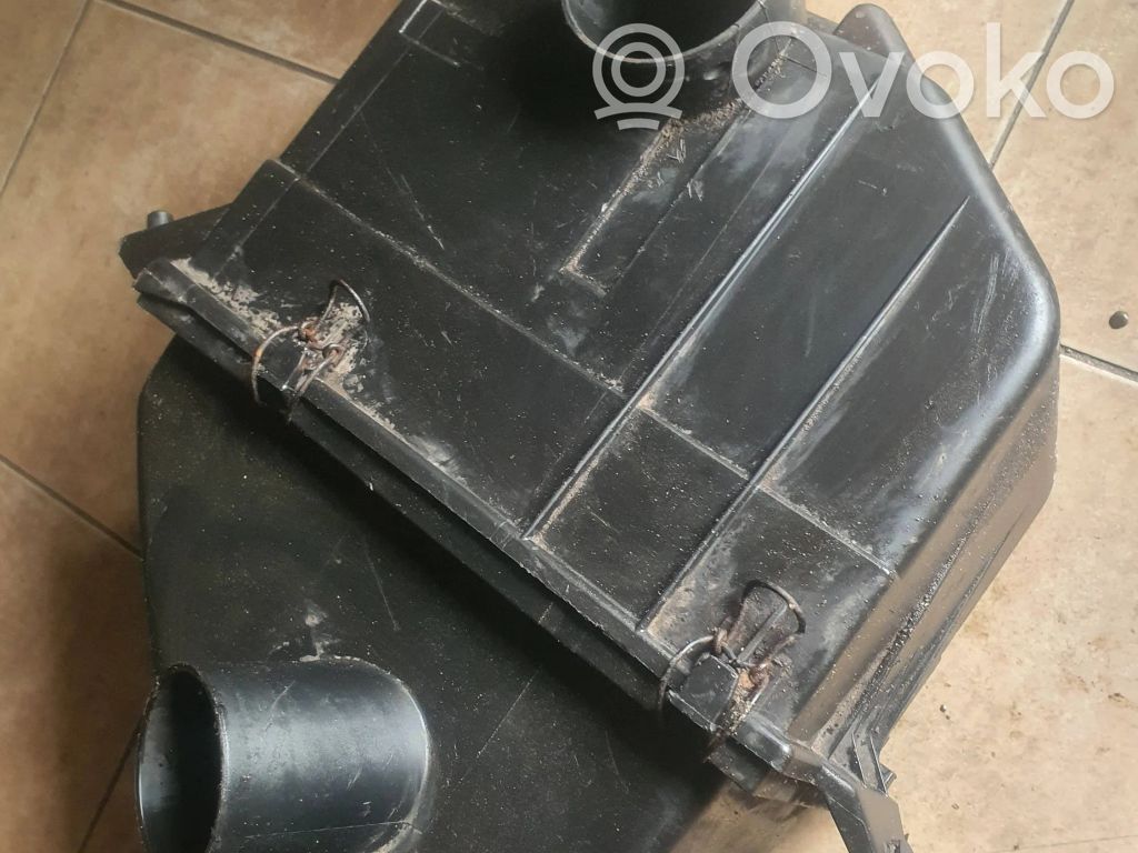 Audi 100 S4 C4 Luftfilterkasten 