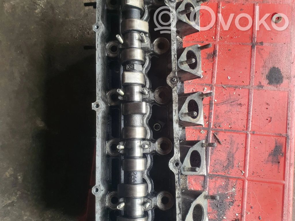 BMW 3 E30 Engine head 