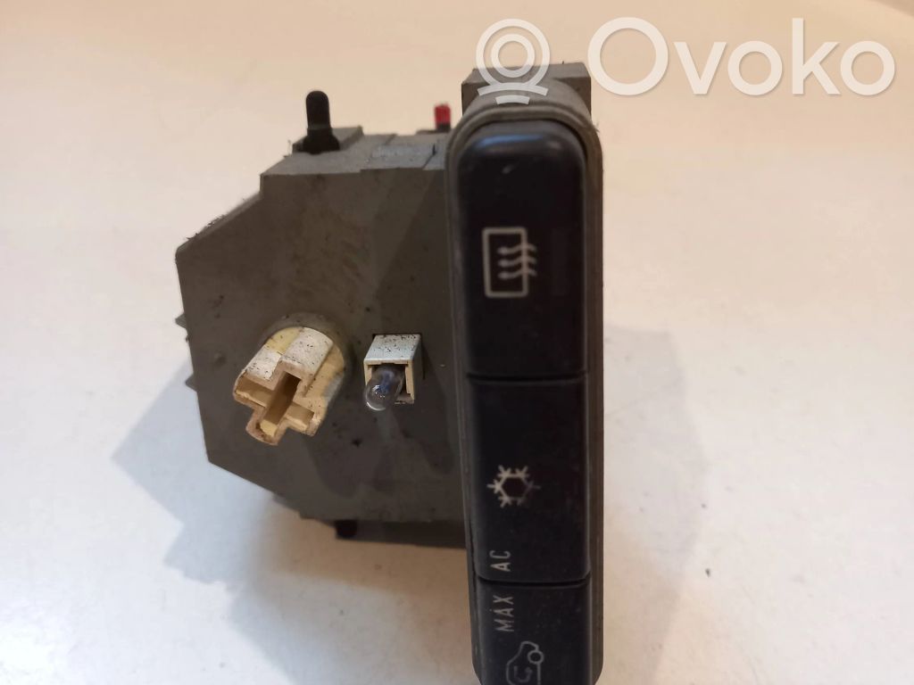 Opel Astra G Przycisk / Przełącznik ogrzewania szyby przedniej / czołowej 