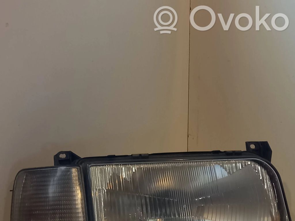 Volkswagen PASSAT B3 Lampa przednia 